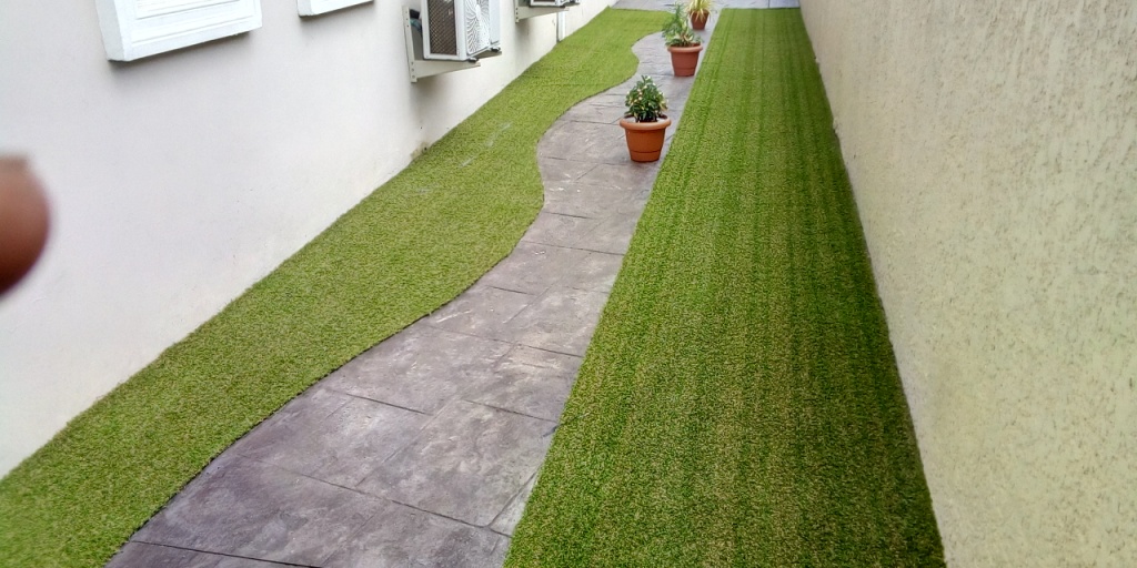 You are currently viewing Walk Way Design With Artificial Grass