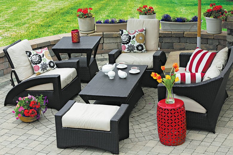 You are currently viewing The Benefits of Wicker and Rattan Garden Furniture