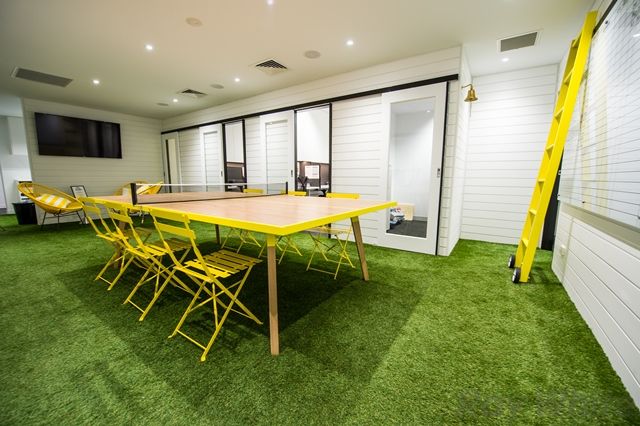 You are currently viewing Artificial Grass Installation For Interior Decoration