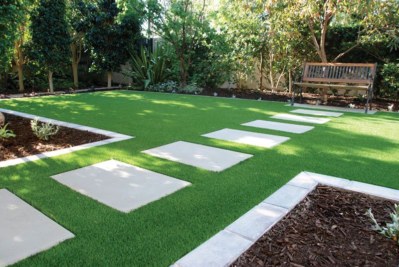 Flooring with artficial grass