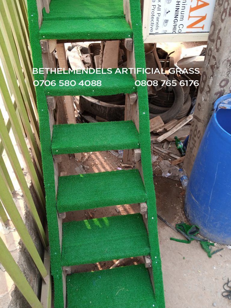 Artificial Grass for stair case